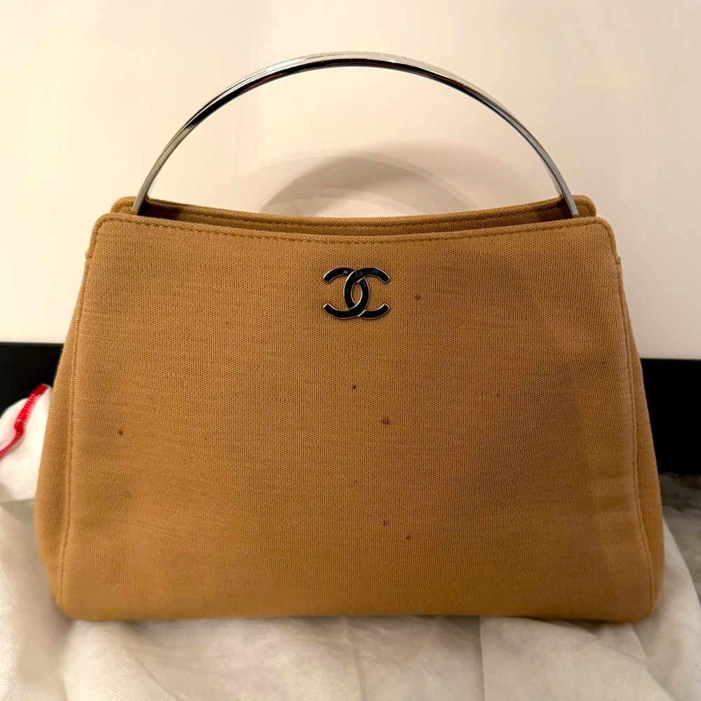 CHANEL Material Top Handlebag in Taupe/Tan